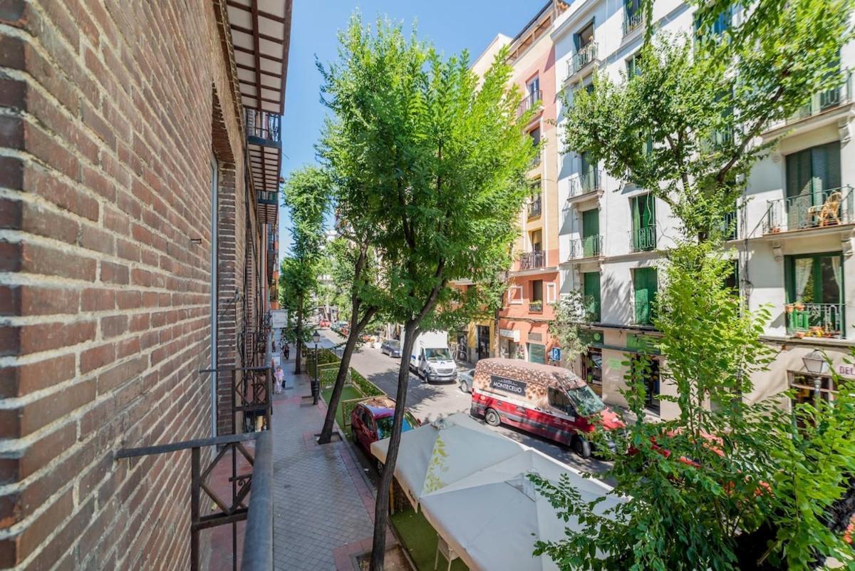 Encantador Apartamento Atocha Madrid Exterior foto